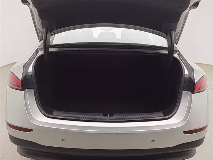 Roewe D7 2025 2025款 DMH 125km 世界冠军卓越版