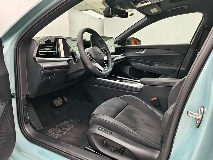 Volkswagen Passat 2025 2025款 Pro 380TSI 星空龙尊版