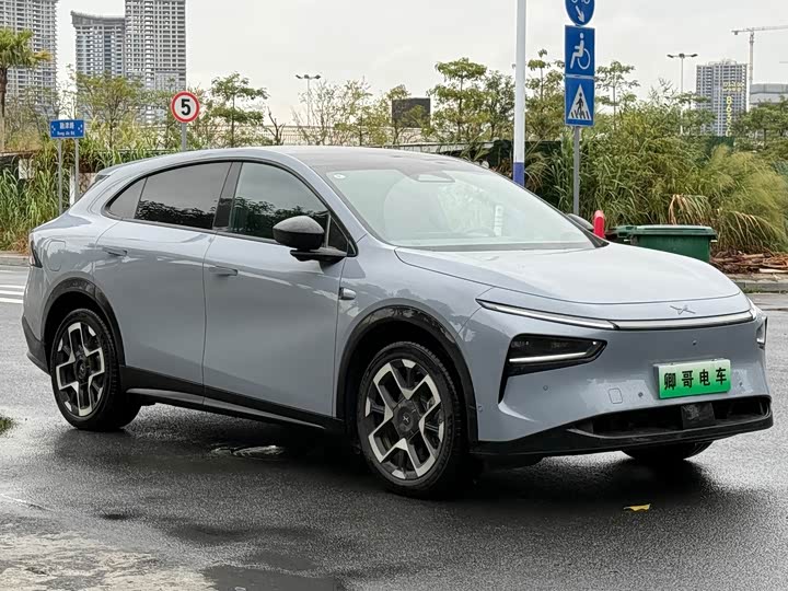 2025 XPeng G7