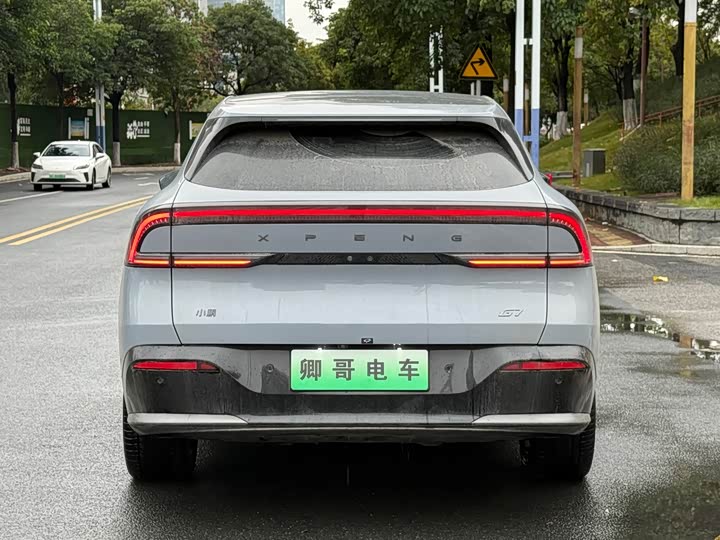 2025 XPeng G7