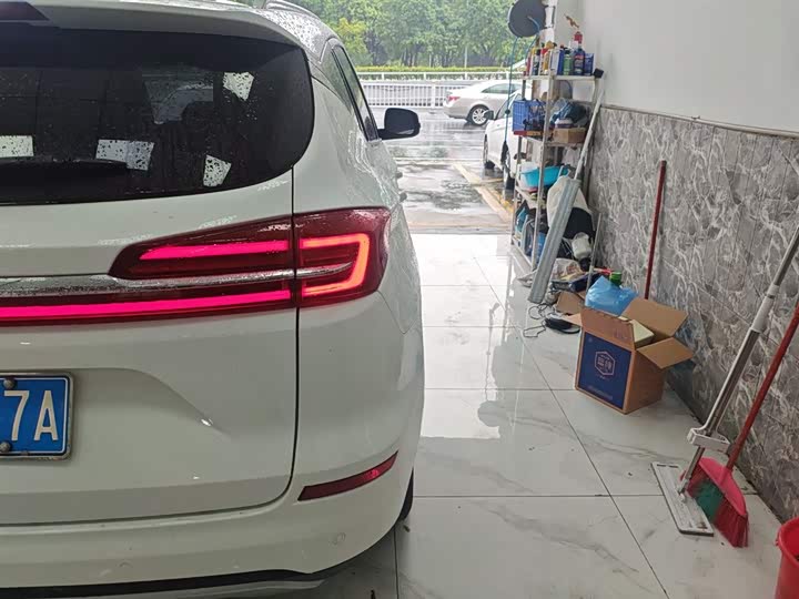 BYD Song 2021 2021款 经典版 1.5T 自动精英型