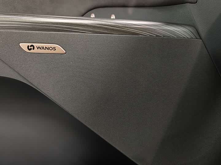 Dongfeng Yipai eπ 008 2025 2025款 210Max如奕版 6座