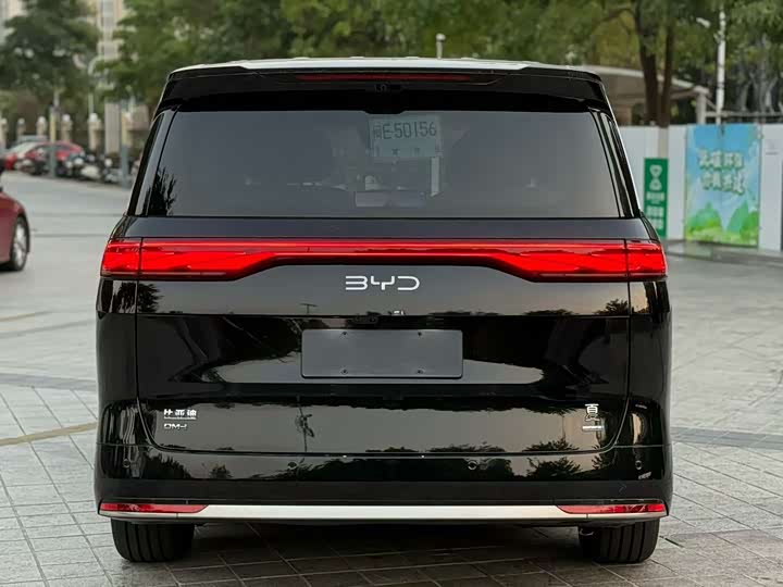 BYD Xia 2025 2025款 DM-i 1.5T 180km 超越型