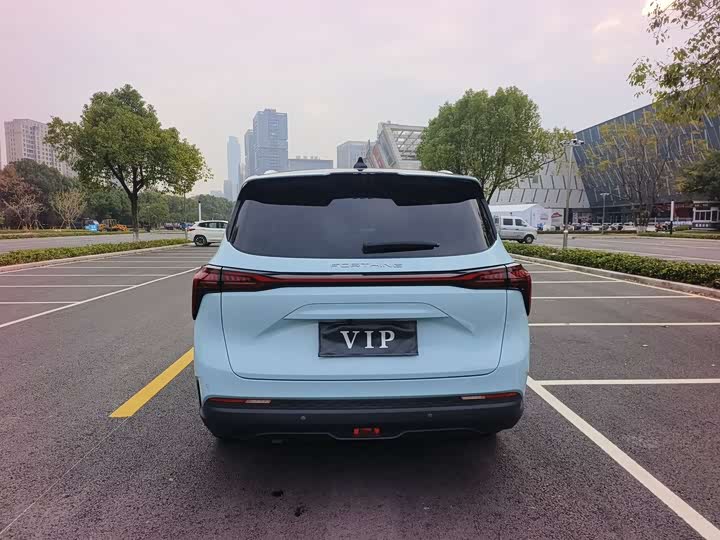 Dongfeng Forthing Yacht 2022 2022款 1.5T DCT逐浪版