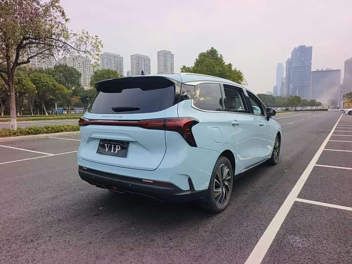 Dongfeng Forthing Yacht 2022 2022款 1.5T DCT逐浪版