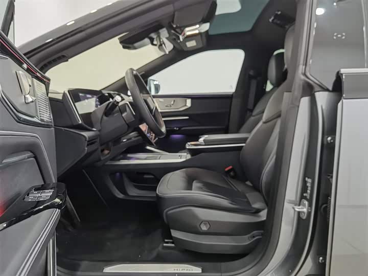 HiPhi Y 2023 2023款 560km 先锋版