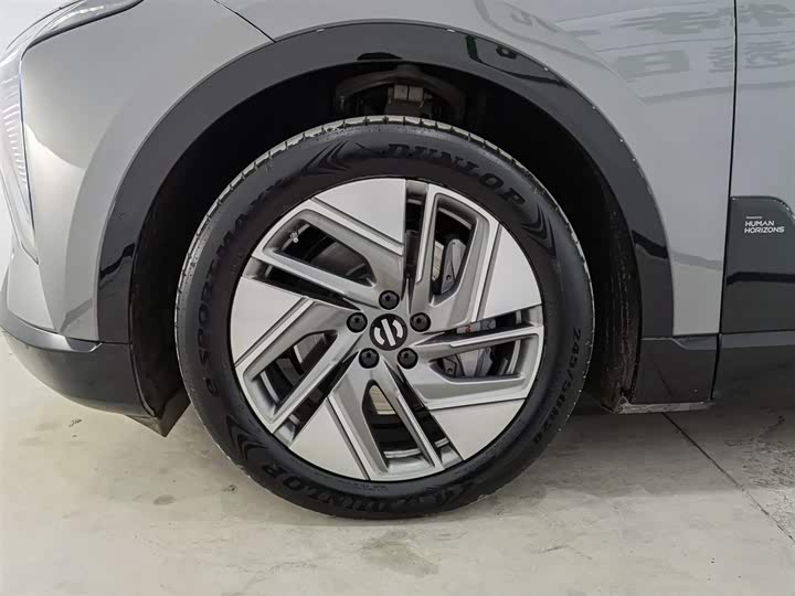 HiPhi Y 2023 2023款 560km 先锋版