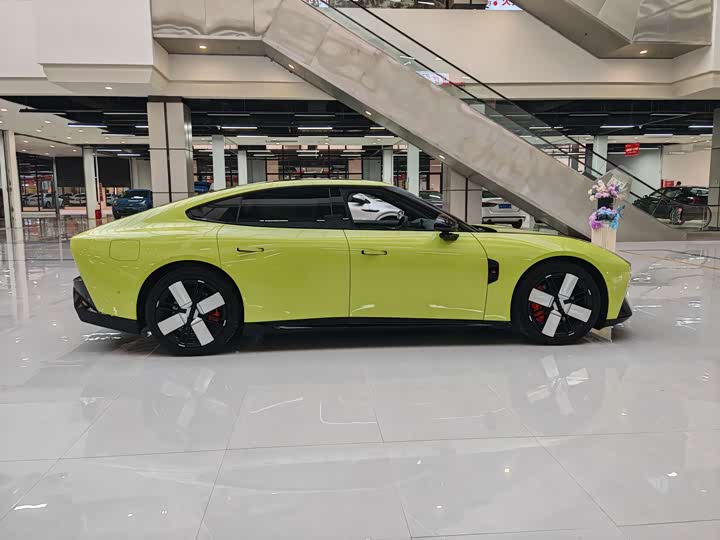 XPeng P7 2025 2025款 750 四驱高性能 Ultra