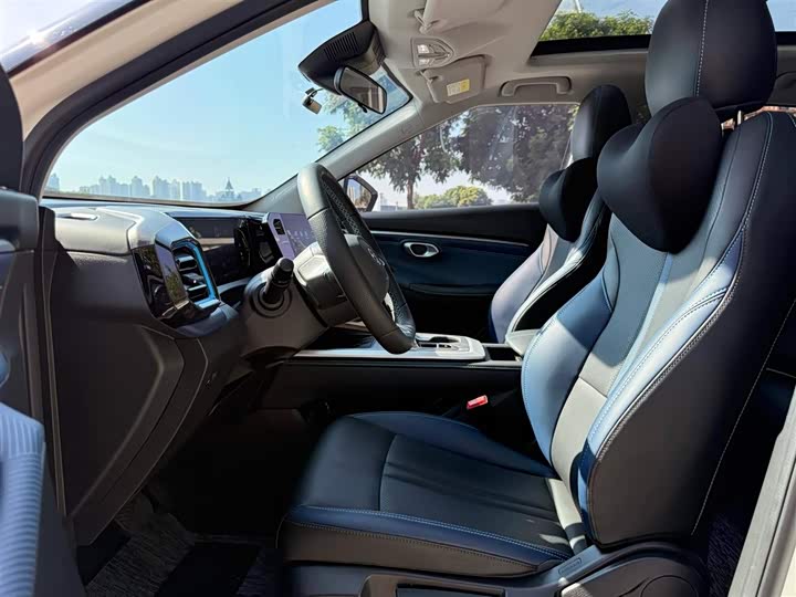 GAC Trumpchi GS3 2023 2023款 影速 270T 劲智版