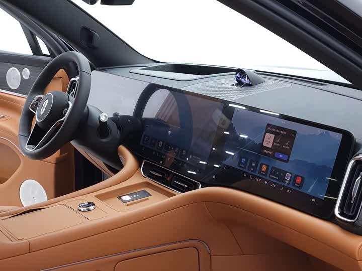 Aito M9 2025 2025款 增程 Max版 52kWh 6座版