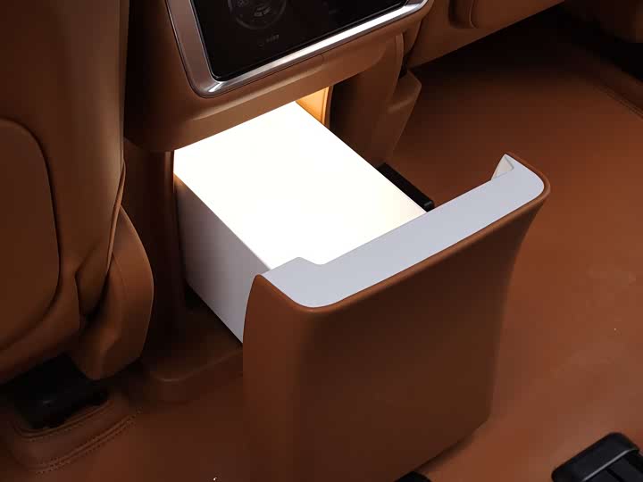 Aito M9 2025 2025款 增程 Max版 52kWh 6座版