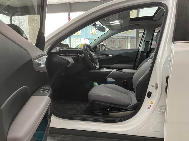 Changan Eado Plus 2025 2025款 蓝鲸 1.5T 500Bar旗舰型