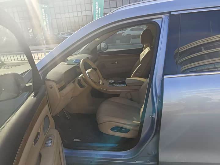 Aito M7 2024 2024款 1.5T 后驱Plus版 5座