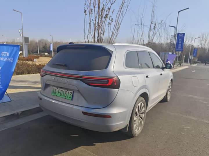 Aito M7 2024 2024款 1.5T 后驱Plus版 5座