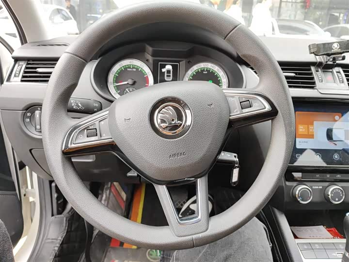 Skoda Octavia Pro 2022 2022款 1.5L 自动舒享版