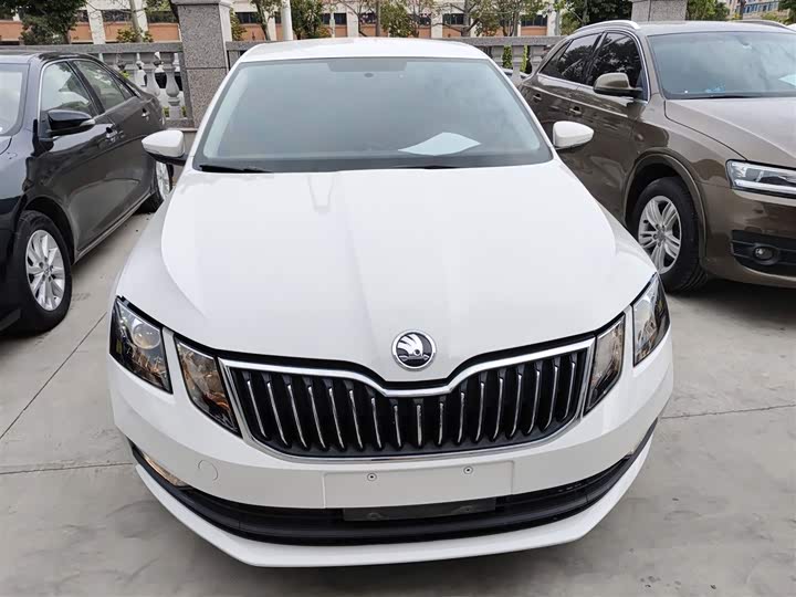 Skoda Octavia Pro 2022 2022款 1.5L 自动舒享版