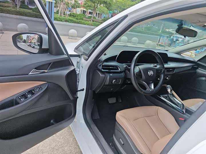 Buick GL6 2021 2021款 323T 轻混动互联豪华型