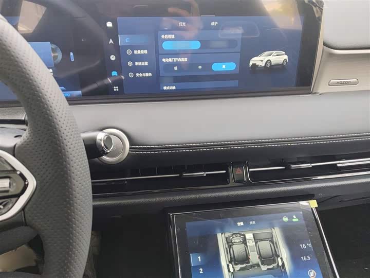 Hozon U 2022 2022款 哪吒U-Ⅱ 610 三元锂