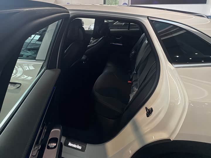 Mercedes-Benz EQE SUV 2024 2024款 500 4MATIC 先锋版