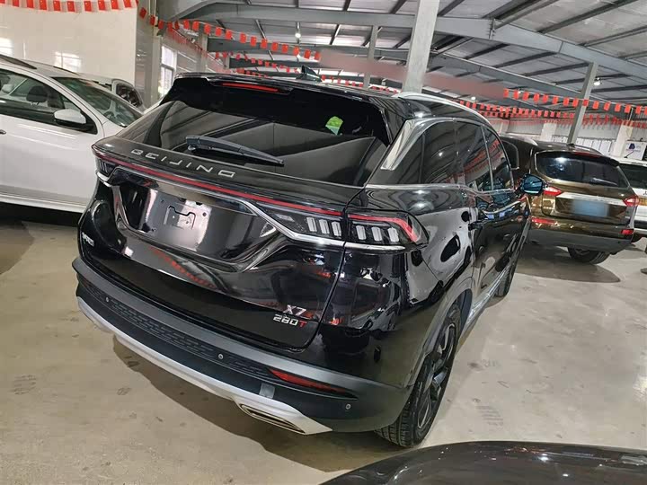 Beijing X7 2020 2020款 1.5TD DCT致领版