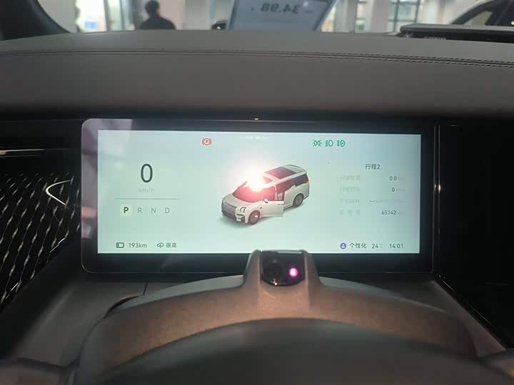 Zeekr 009 2024 2024款 七座过道版四驱 108kWh