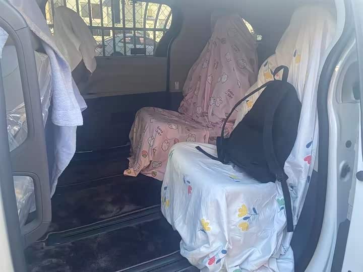 Toyota Sienna 2024 2024款 2.5L混动 舒适版