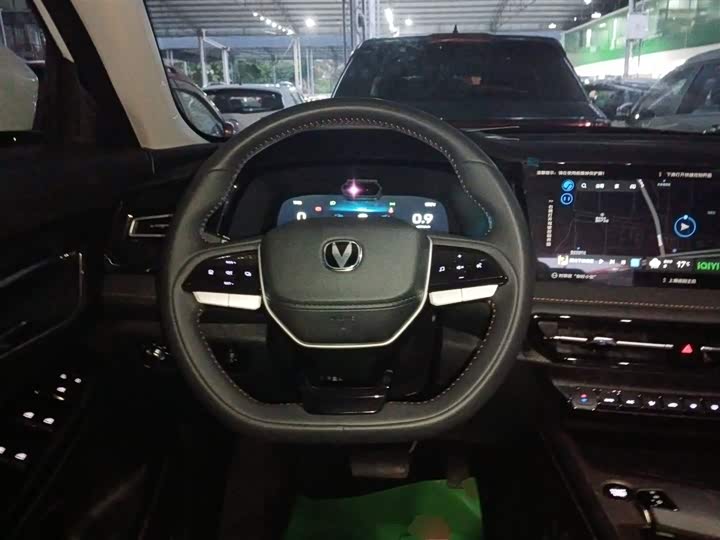 Changan X7 Plus 2024 2024款 1.5T 自动尊耀型 7座