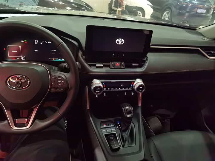 Toyota RAV4 2024 2024款 2.0L CVT两驱风尚Plus版