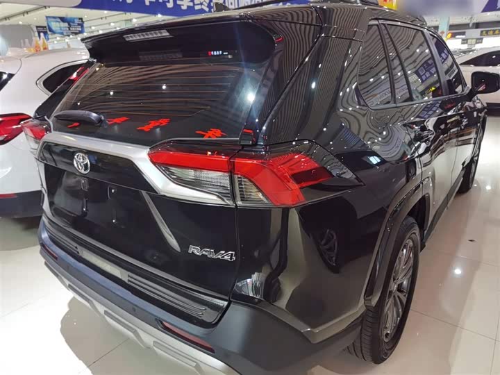 Toyota RAV4 2024 2024款 2.0L CVT两驱风尚Plus版