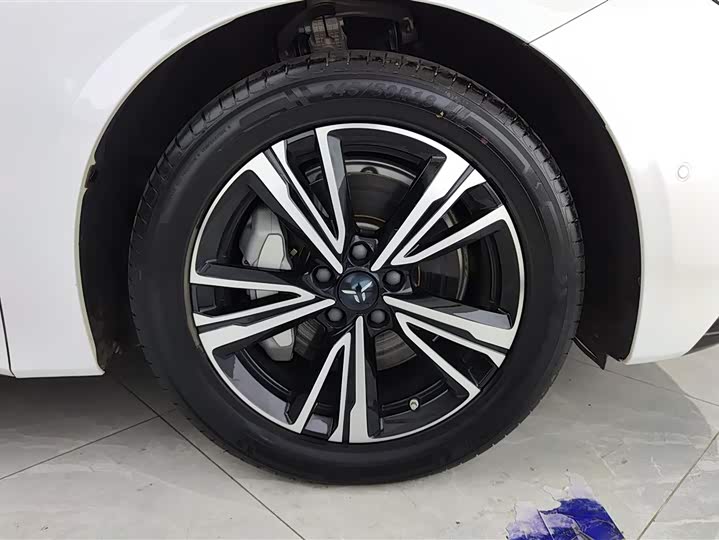 Hongqi EH7 2024 2024款 820 Pro