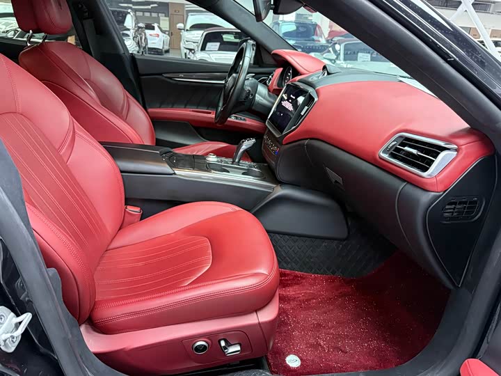 Maserati Ghibli 2021 2021款 2.0T 锋芒版