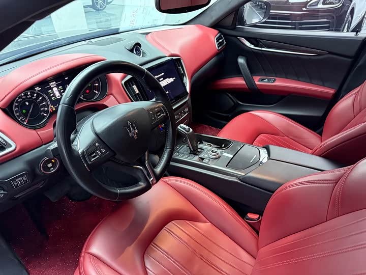 Maserati Ghibli 2021 2021款 2.0T 锋芒版