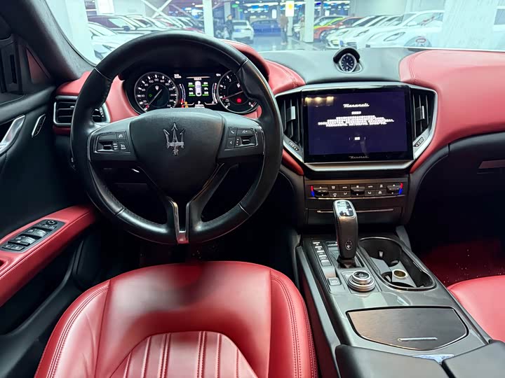 Maserati Ghibli 2021 2021款 2.0T 锋芒版