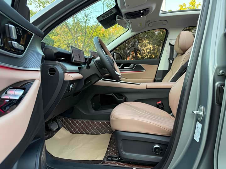 Chery Tiggo 8L 2024 2024款 2.0T 两驱尊贵版 5座