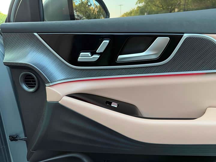 Chery Tiggo 8L 2024 2024款 2.0T 两驱尊贵版 5座