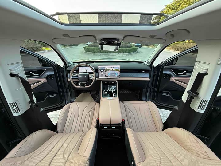 Chery Tiggo 8L 2024 2024款 2.0T 两驱尊贵版 5座