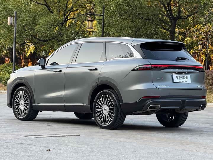 Chery Tiggo 8L 2024 2024款 2.0T 两驱尊贵版 5座