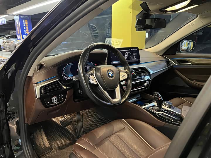 BMW 5 Series Hybrid 2022 2022款 改款二 535Le 豪华套装