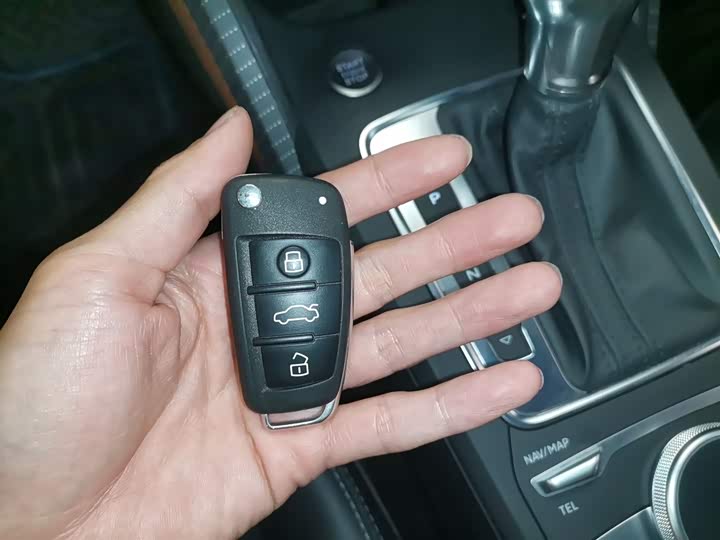 Audi Q2L e-tron 2019 2019款 Q2L e-tron 纯电智享型