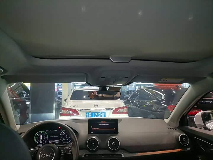 Audi Q2L e-tron 2019 2019款 Q2L e-tron 纯电智享型