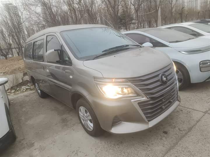Dongfeng Forthing Lingzhi M5 2023 2023款 M5L 1.6L 基本型 5座