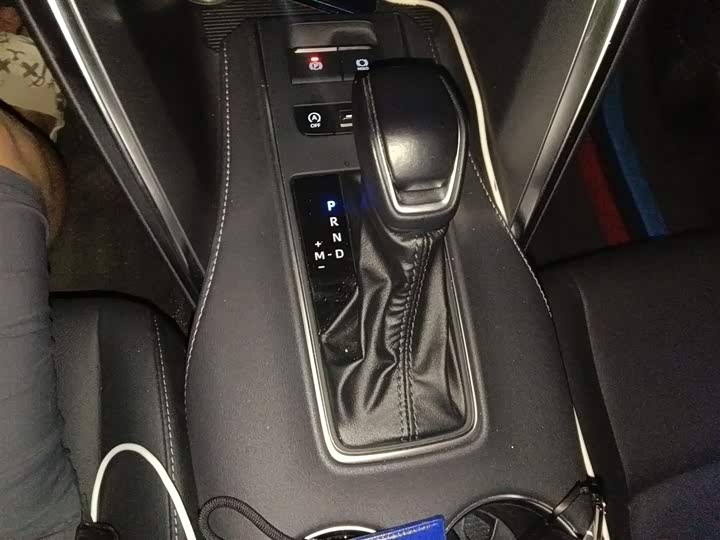 Toyota Venza 2023 2023款 2.0L CVT两驱豪华版