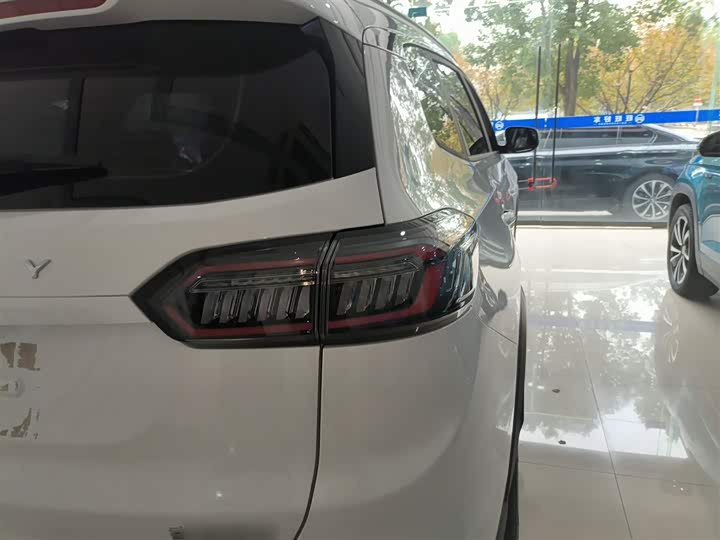 Chery Tiggo 8 2025 2025款 卓越版 230TCI 自动豪华版 5座