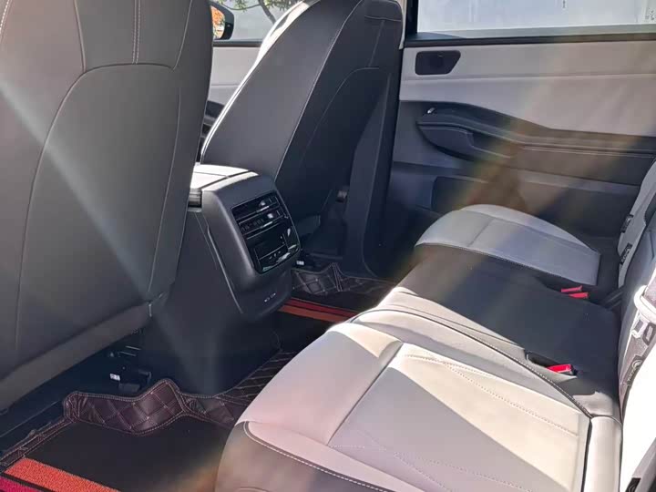 Volkswagen Teramont Pro 2025 2025款 途昂 Pro 450TSI 四驱探索版