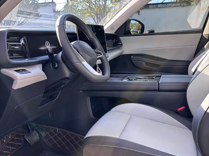 Volkswagen Teramont Pro 2025 2025款 途昂 Pro 450TSI 四驱探索版