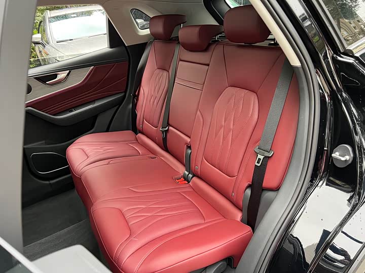 Hongqi HS5 2025 2025款 2.0T 两驱旗享Pro版