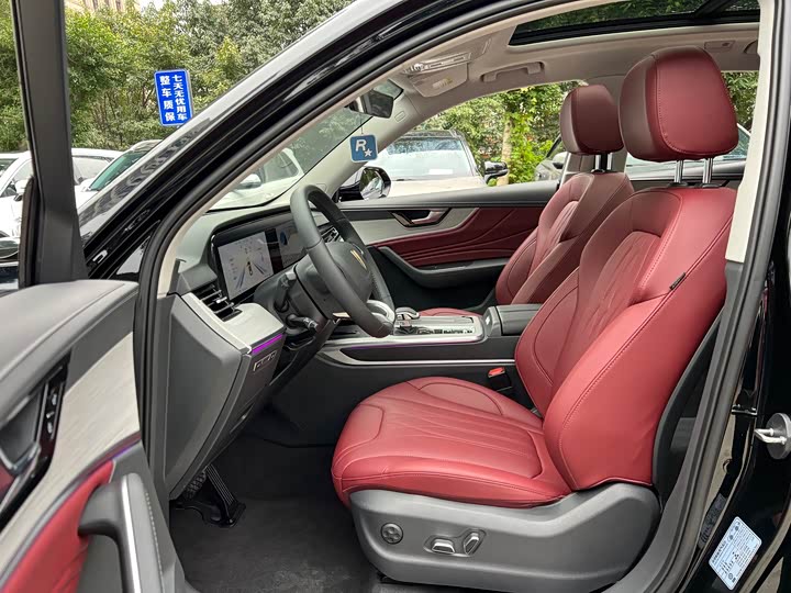 Hongqi HS5 2025 2025款 2.0T 两驱旗享Pro版