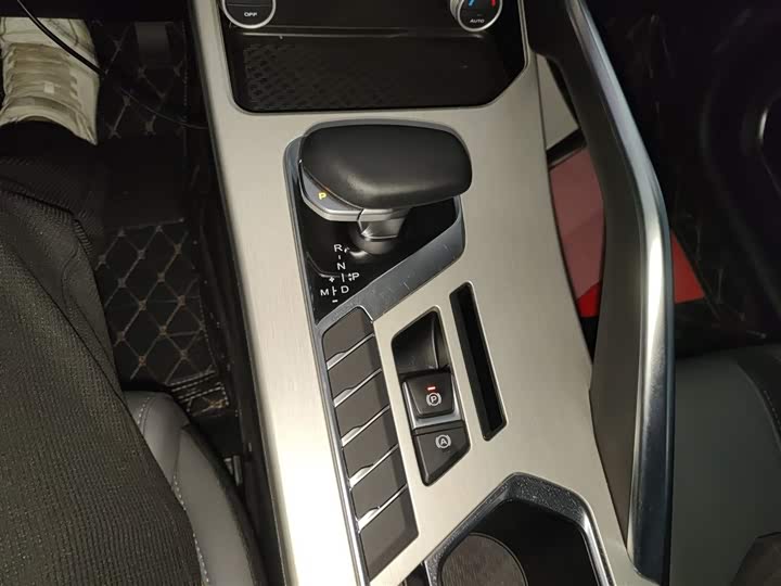 Geely Coolray 2024 2024款 1.5T DCT 龙腾