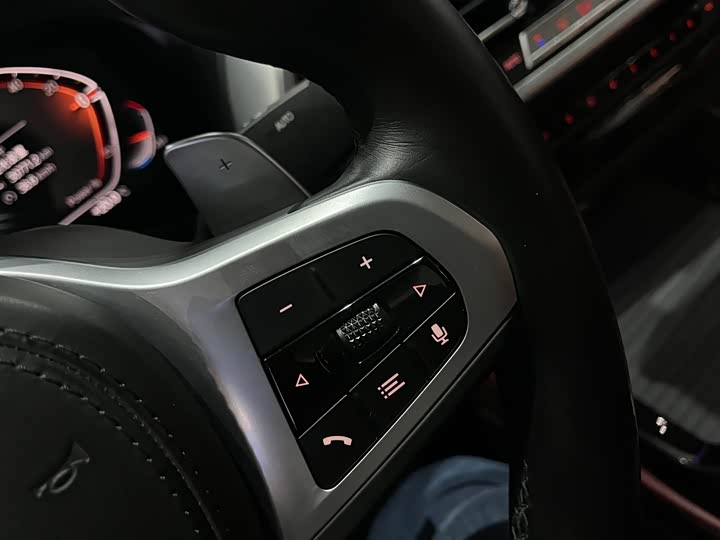 BMW X4 2022 2022款 xDrive 25i M运动套装