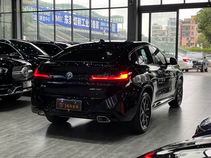 BMW X4 2022 2022款 xDrive 25i M运动套装